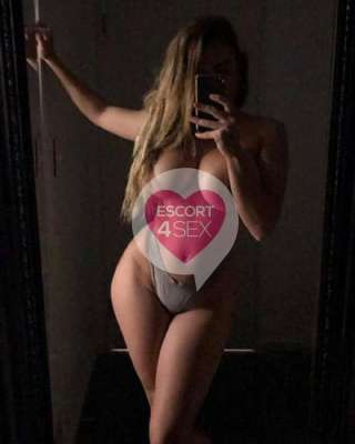 Carmagnola ninfomane preliminari da urlo 69 sesso in tutte le pozisioni fotografia:2