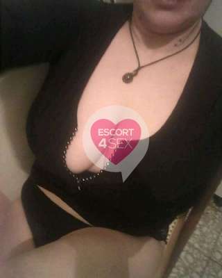 Gianna tutta panna italiana e porca