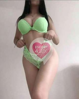 Bella dal vivo passionale e bollente via Borgaro fotografia:2