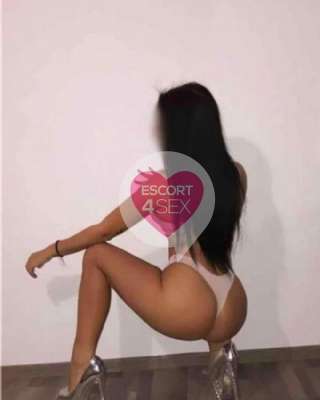 Monica novità assoluta anche a casa tua fotografia:4