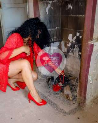 Flore recentissima sono così come mi vedi senza inganni bugie o fregature fotografia:3