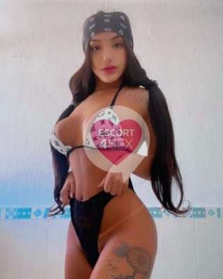 Stefany 20enne pompinara e succhiatrice di cazzo fotografia:3