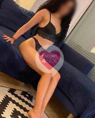 Sono profumata con un figa molto stretta fotografia:3